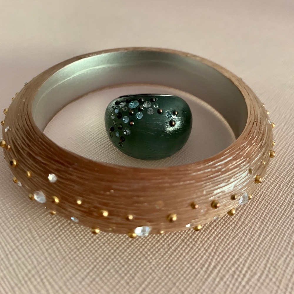 Stunning ring & bracelet set